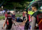 Aksi-Heroik-Anggota-Polres-Bangkalan-Tolong-Ibu-Melahirkan-di-Dalam-Truk-Saat-Melintasi-Jembatan-Suramadu