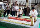 Kapolri-Kenang-Jejak-Reformasi-Gus-Dur-Melalui-Ziarah-di-Tebuireng-Jelang-Hari-Bhayangkara-ke-80