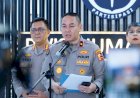 Polri-Berhasil-Evakuasi-Ratusan-Warga-Terdampak-Banjir-di-Padang,-Ratusan-Personel-Brimob-Dikerahkan