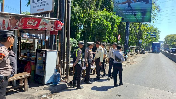 Polsek-Waru-Patroli-Aksi-Premanisme-di-Bungurasih,-Wujud-Respons-Cepat-Atas-Keluhan-Masyarakat