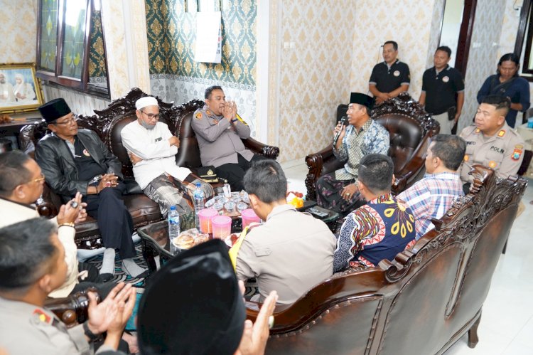 Kapolres Pelabuhan Tanjung Perak Jalin Silaturahmi Bersama Ormas madura Bersatu Dukung Pemilu Damai 2024