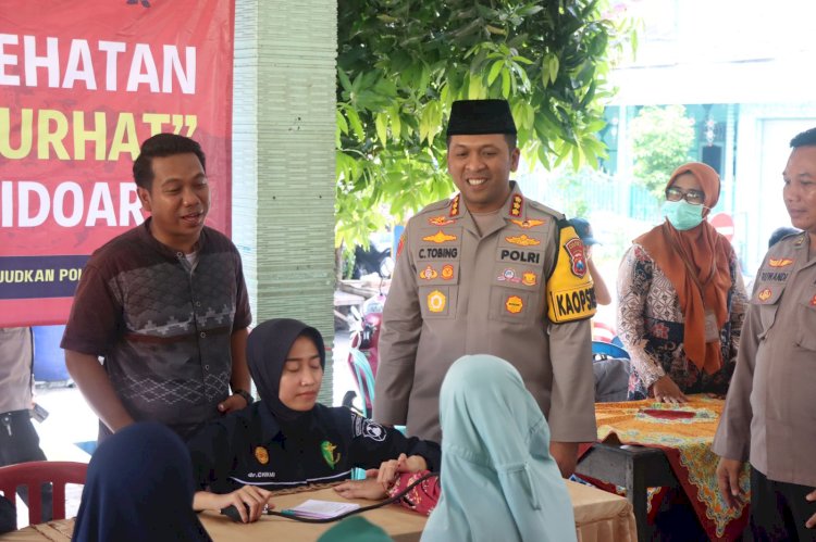 Pesan Kamtibmas Kapolresta Sidoarjo pada Warga Kalisampurno di Jumat Curhat