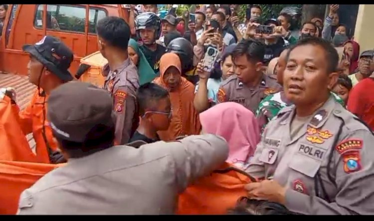 Quick Respon Tim SAR Polres Lamongan dan BPBD Berhasil Temukan Anak yang Tenggelam