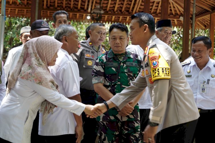 Cooling System Pikada 2024 Polres Ponorogo Gelar Dialog Bersama Warga Sukorejo