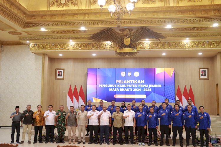 Kapolda Jatim Lantik Pengurus PBVSI Kabupaten Jember Masa Bhakti 2024-2028