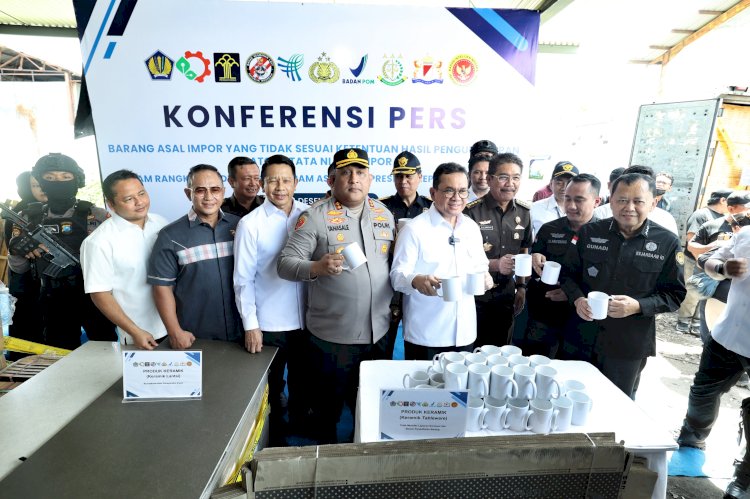 Menteri Perdagangan Apresiasi Polres Pelabuhan Tanjungperak Ungkap Barang Impor Ilegal Senilai 9,8 M