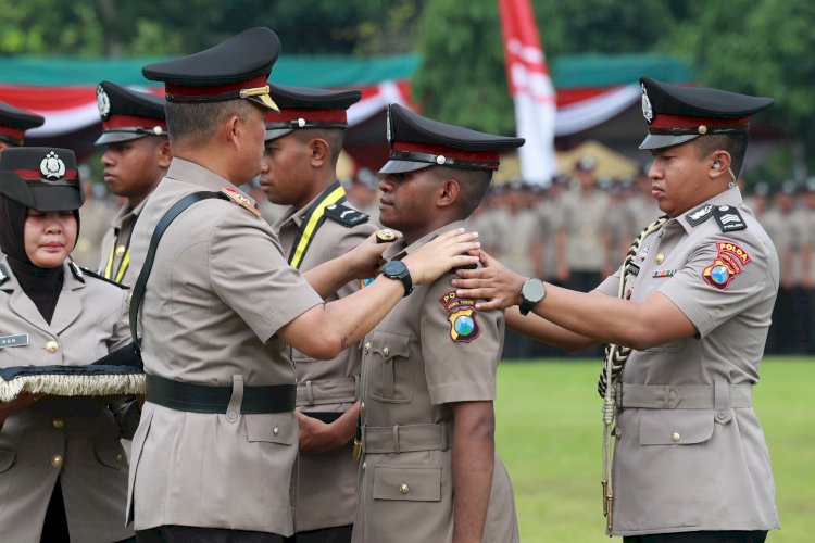 Kapolda Jatim Lantik 900 Bintara Polri Baru, Siap Mengabdi untuk Negeri