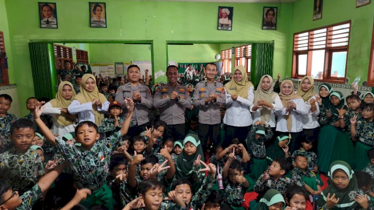 Polresta Sidoarjo Edukasi Anti Bullying Pelajar SDN Jimbaran Kulon